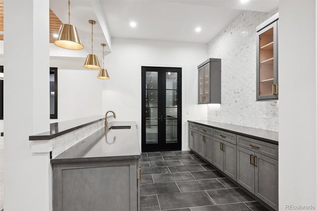 457 S Vine Street, Denver, CO 80209