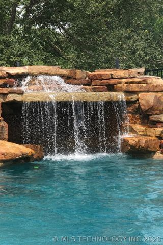 18007 Marian Avenue, Claremore, OK 74017