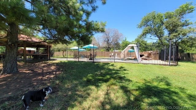 18007 Marian Avenue, Claremore, OK 74017