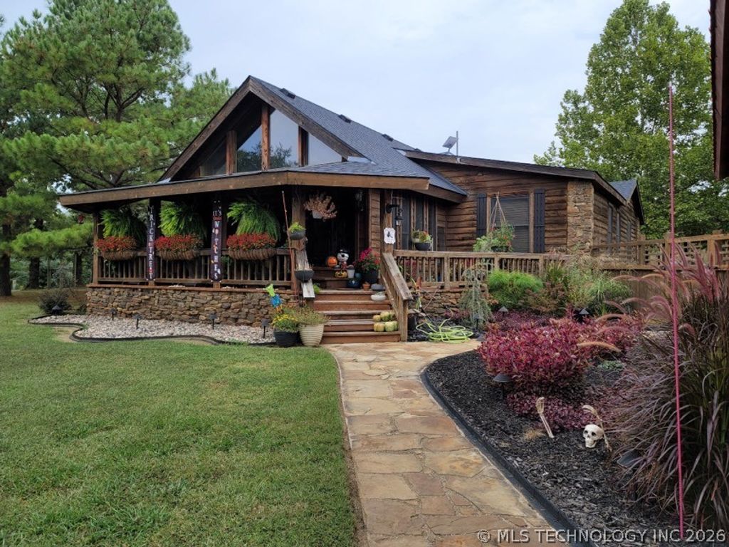 18007 Marian Avenue, Claremore, OK 74017