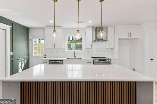 66 Arnold Road, Cartersville, GA 30120