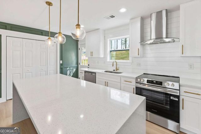 66 Arnold Road, Cartersville, GA 30120