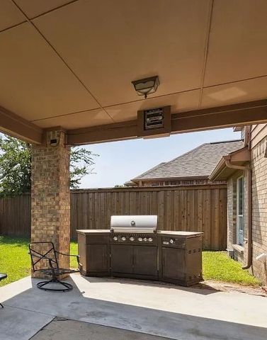 2222 Woodberry Drive, Forney, TX 75126