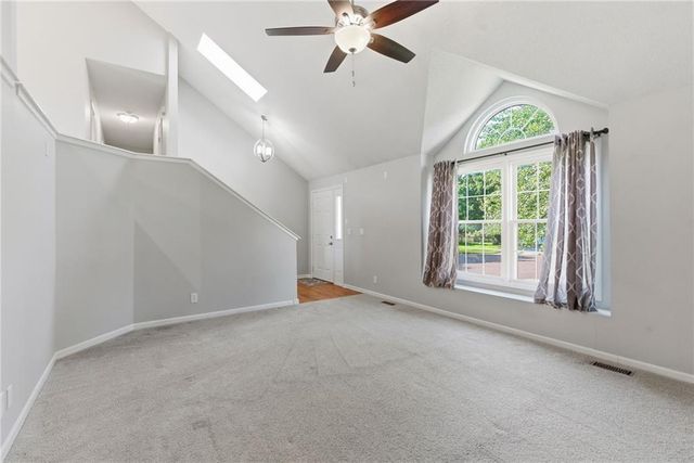 6610 W 158 Terrace, Overland Park, KS 66223