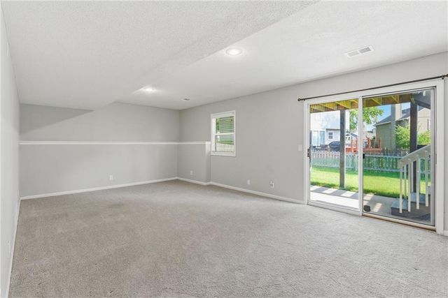 6610 W 158 Terrace, Overland Park, KS 66223