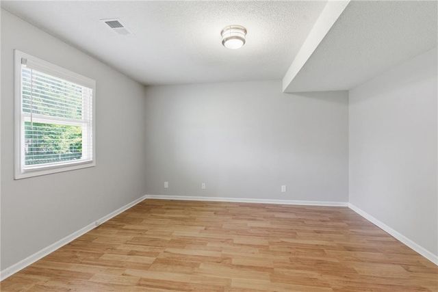 6610 W 158 Terrace, Overland Park, KS 66223
