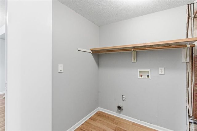 6610 W 158 Terrace, Overland Park, KS 66223