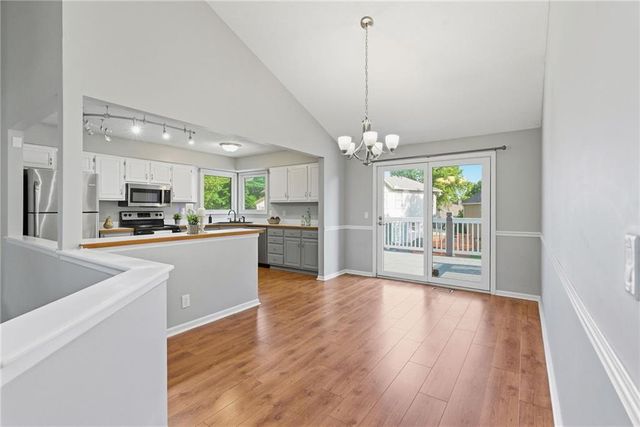 6610 W 158 Terrace, Overland Park, KS 66223