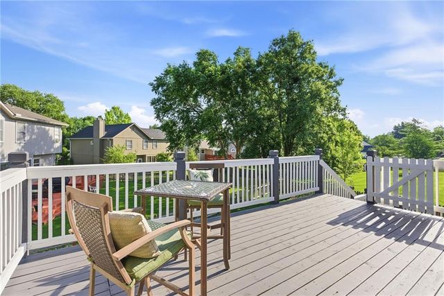 6610 W 158 Terrace, Overland Park, KS 66223
