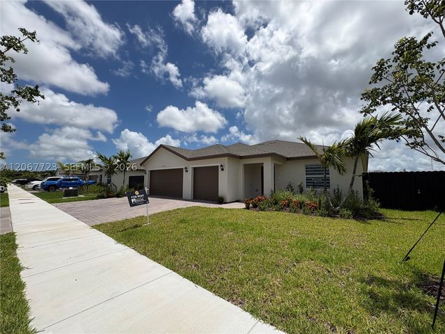 17376 SW 285th St, Homestead, FL 33030
