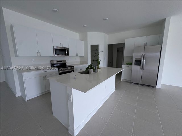 17376 SW 285th St, Homestead, FL 33030
