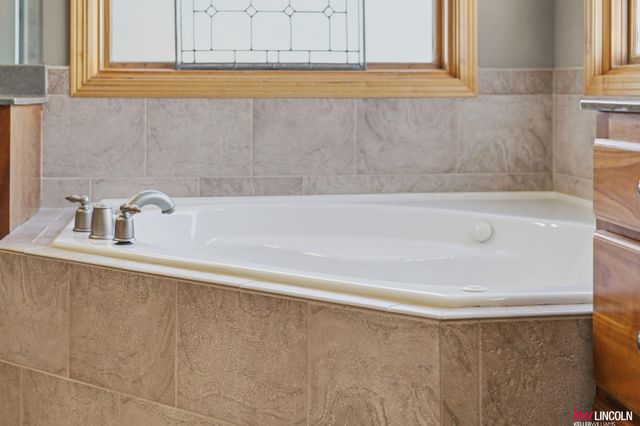 5501 S 90 Street, Lincoln, NE 68526