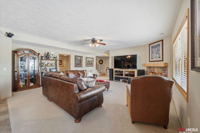 5501 S 90 Street, Lincoln, NE 68526