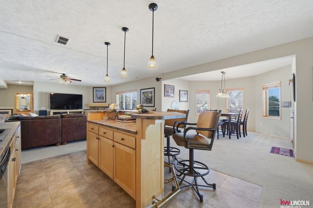 5501 S 90 Street, Lincoln, NE 68526