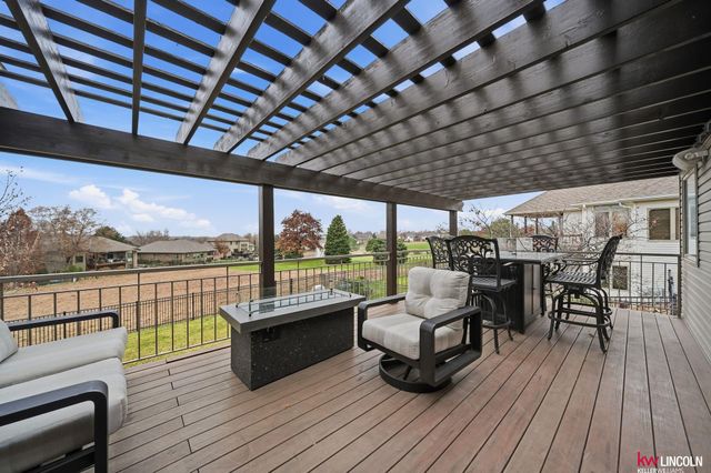 5501 S 90 Street, Lincoln, NE 68526