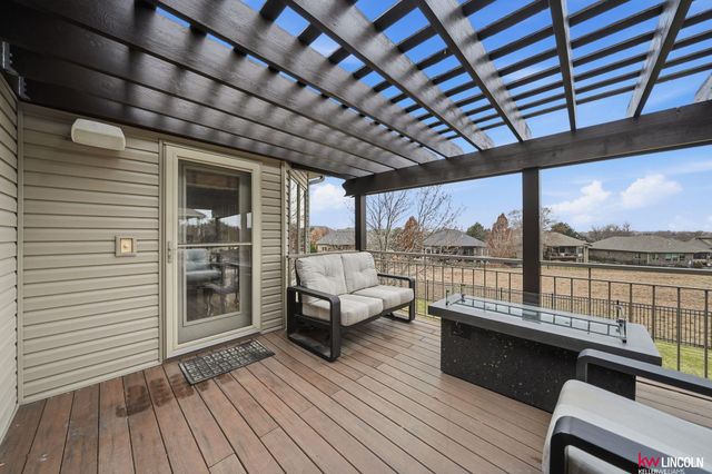 5501 S 90 Street, Lincoln, NE 68526