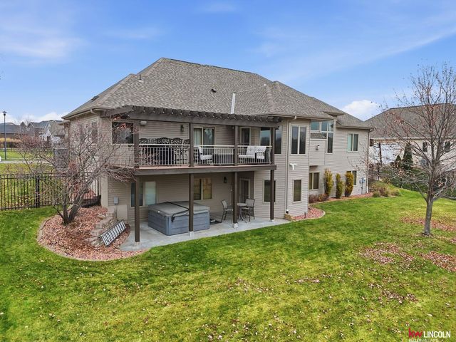 5501 S 90 Street, Lincoln, NE 68526