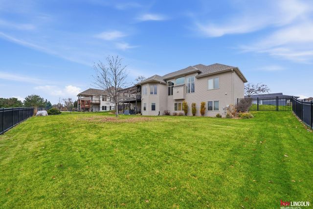 5501 S 90 Street, Lincoln, NE 68526