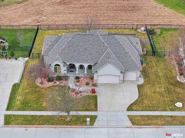 5501 S 90 Street, Lincoln, NE 68526