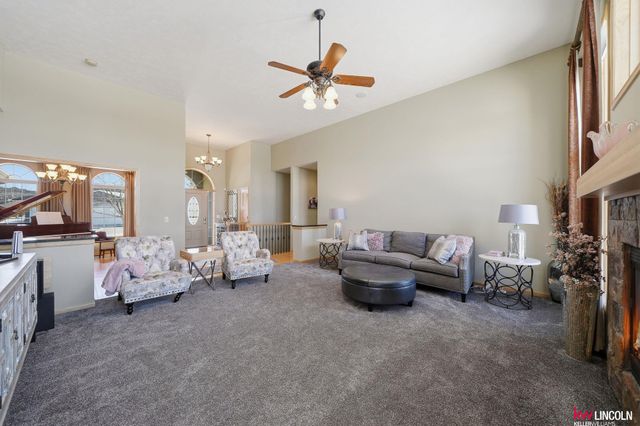 5501 S 90 Street, Lincoln, NE 68526