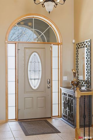 5501 S 90 Street, Lincoln, NE 68526