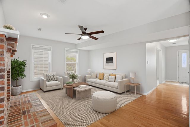 3515 HEDGEWOOD DR, Columbia, MO 65203