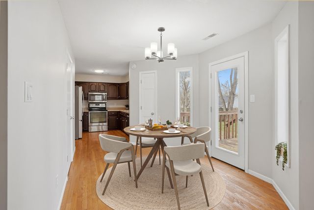 3515 HEDGEWOOD DR, Columbia, MO 65203