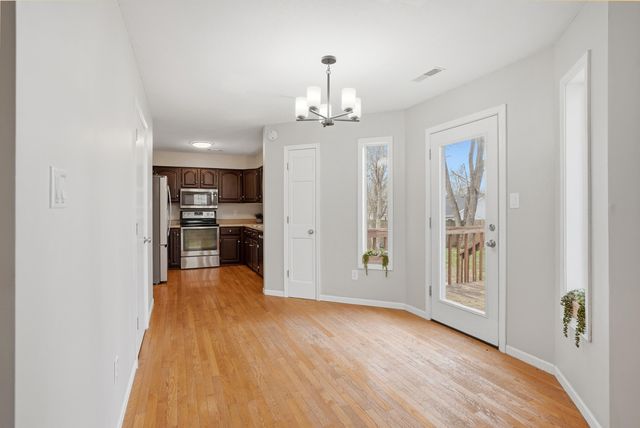 3515 HEDGEWOOD DR, Columbia, MO 65203