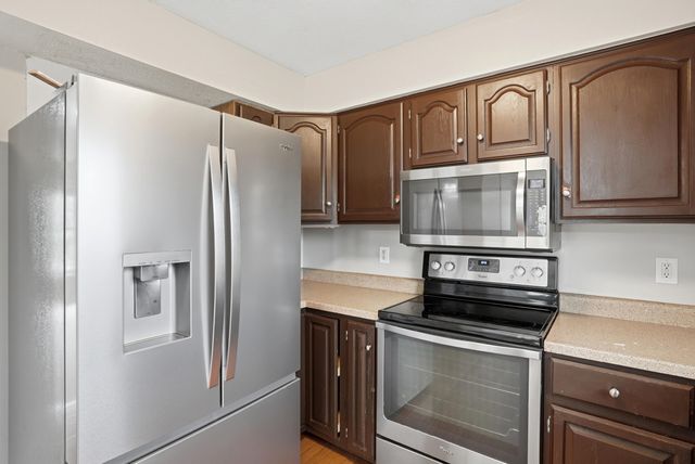 3515 HEDGEWOOD DR, Columbia, MO 65203