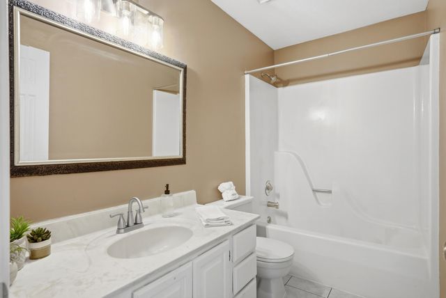 3515 HEDGEWOOD DR, Columbia, MO 65203