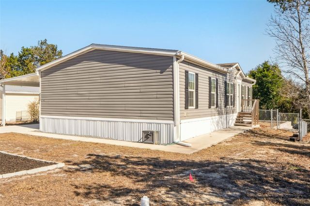 8248 WEATHERFORD AVENUE, Brooksville, FL 34613