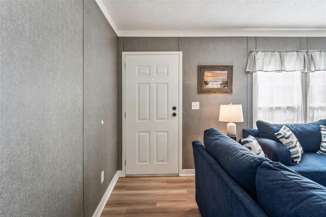 8248 WEATHERFORD AVENUE, Brooksville, FL 34613