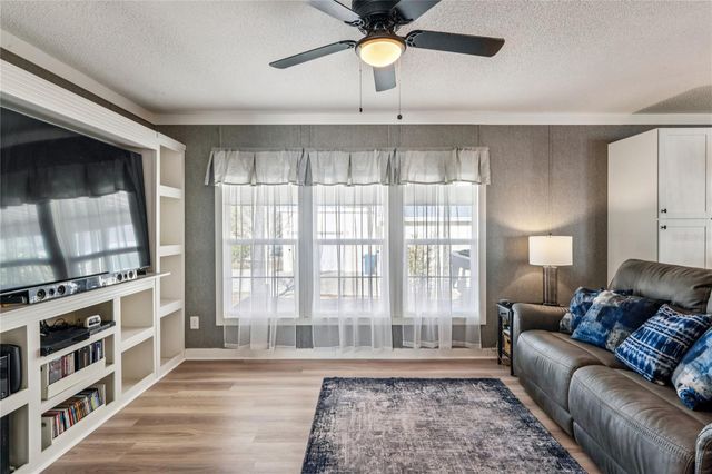 8248 WEATHERFORD AVENUE, Brooksville, FL 34613