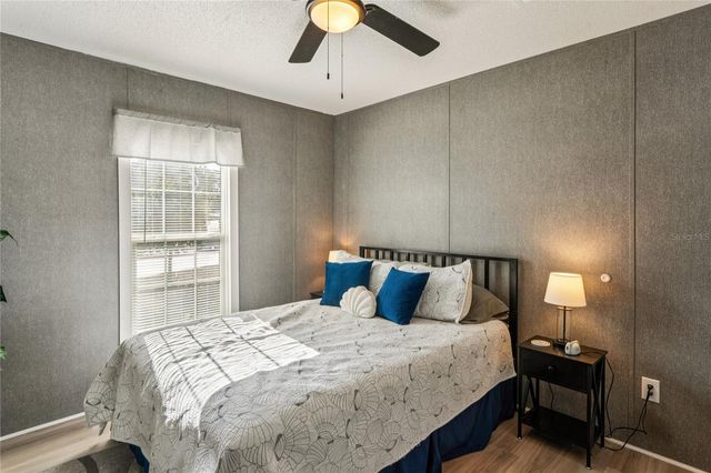 8248 WEATHERFORD AVENUE, Brooksville, FL 34613