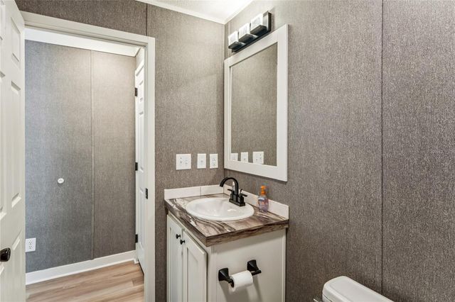 8248 WEATHERFORD AVENUE, Brooksville, FL 34613