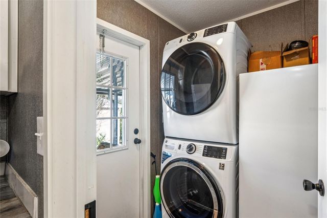 8248 WEATHERFORD AVENUE, Brooksville, FL 34613