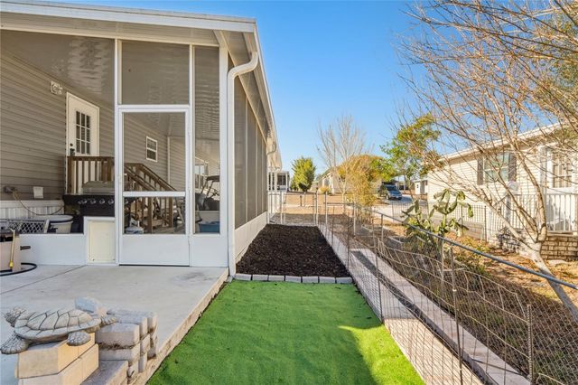 8248 WEATHERFORD AVENUE, Brooksville, FL 34613