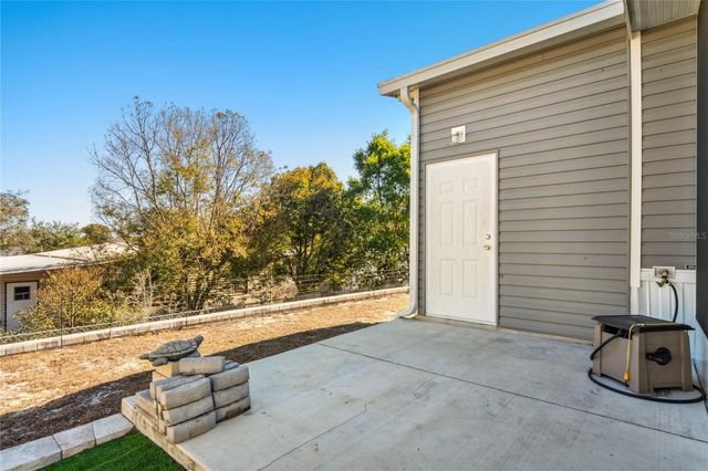 8248 WEATHERFORD AVENUE, Brooksville, FL 34613