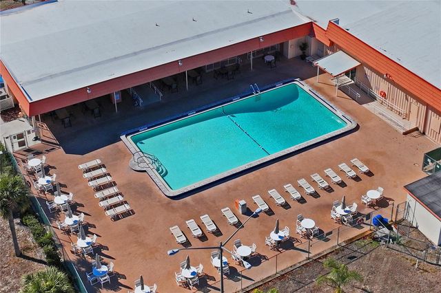 8248 WEATHERFORD AVENUE, Brooksville, FL 34613