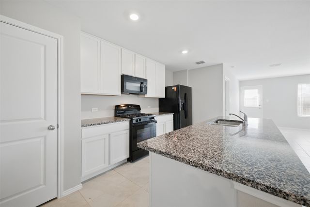1326 Eldridge Pond Street, Forney, TX 75126