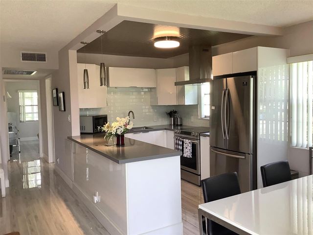 364 Dorset I 364, Boca Raton, FL 33434