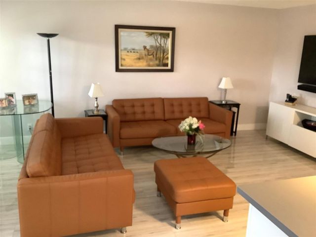 364 Dorset I 364, Boca Raton, FL 33434