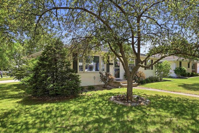 229 PAUL DRIVE, Kimberly, WI 54136