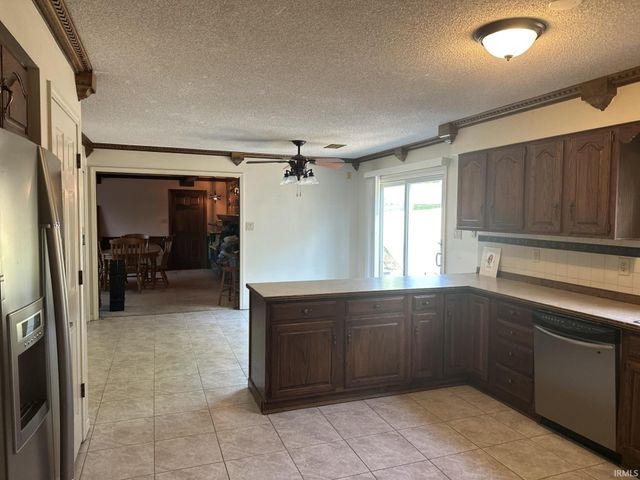 8733 Whirlaway Lane, Newburgh, IN 47630