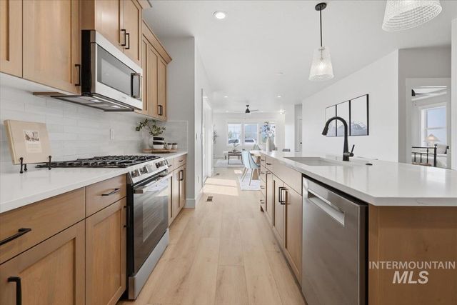 1410 E Zapala St., Kuna, ID 83634
