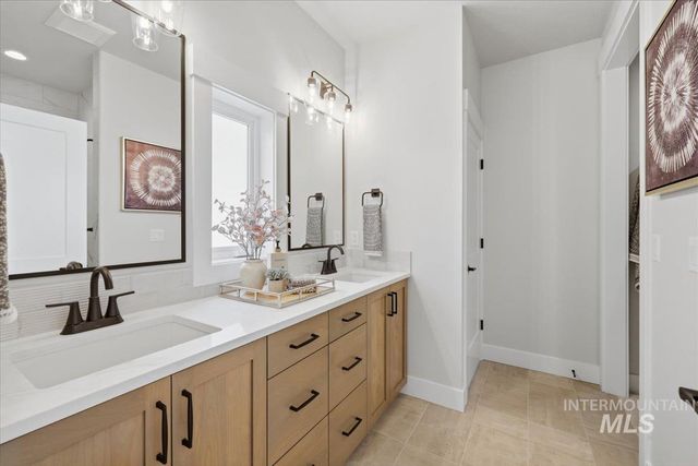 1410 E Zapala St., Kuna, ID 83634