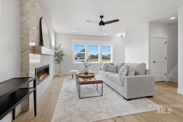 1410 E Zapala St., Kuna, ID 83634