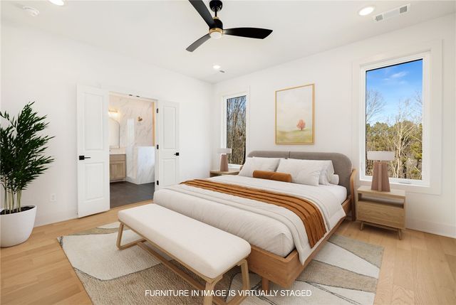 6 Kinloch Drive, Bella Vista, AR 72715