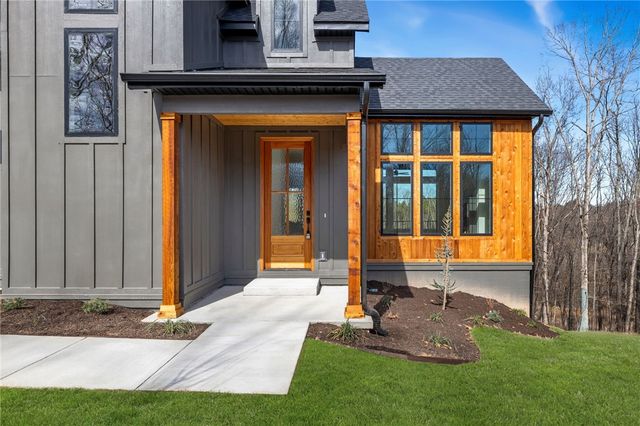 6 Kinloch Drive, Bella Vista, AR 72715