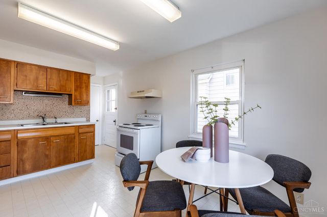 5925 Glenway Avenue, Cincinnati, OH 45238